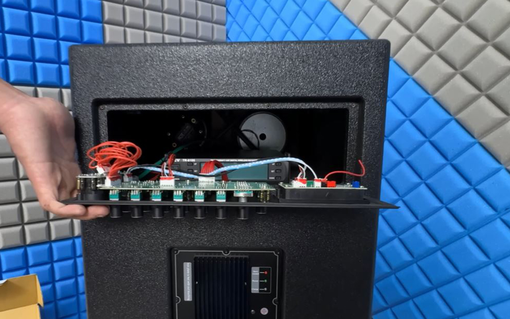 micro TEV TR-8100 dành cho loa kéo